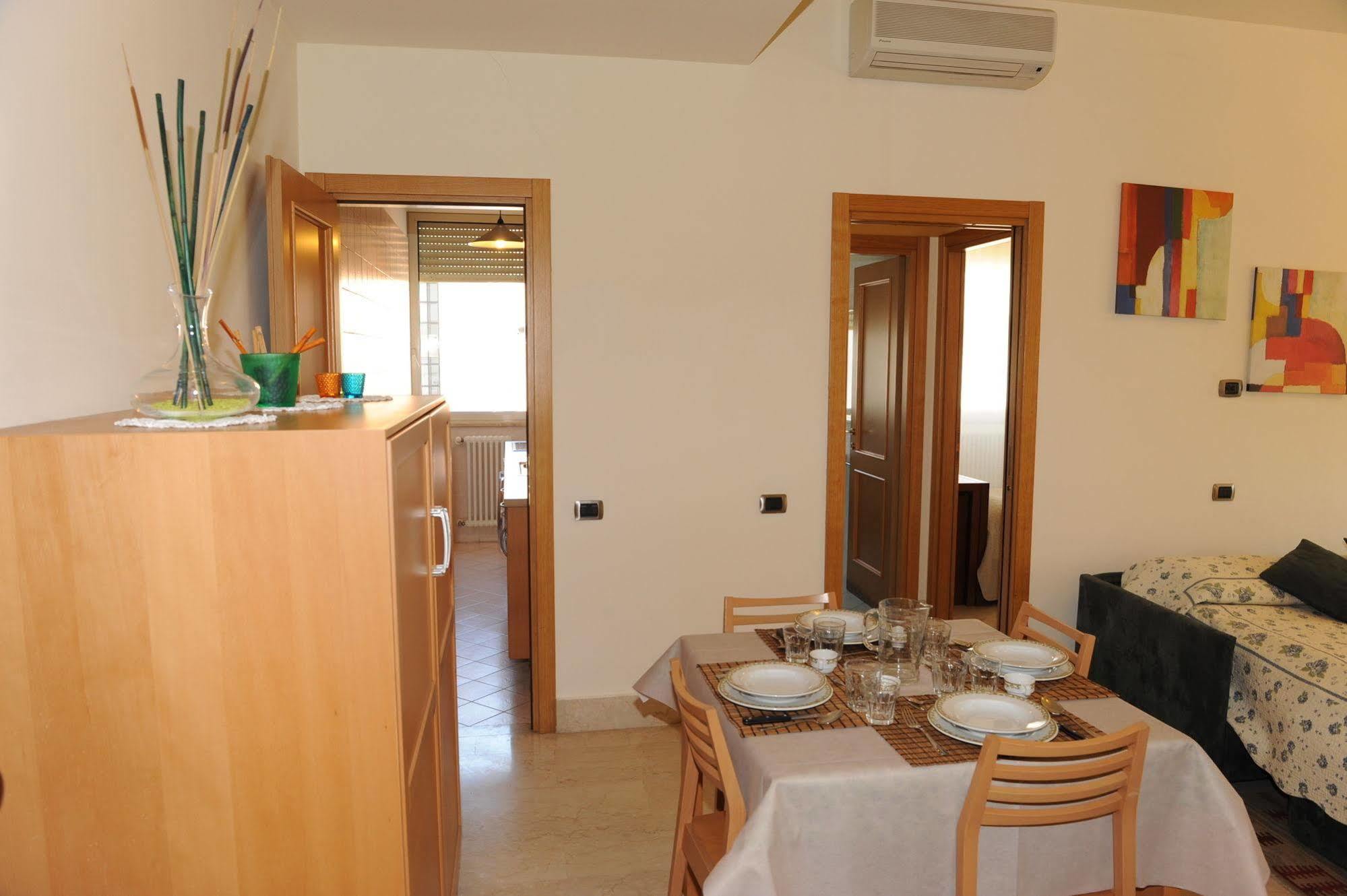 Lux Appartamenti Rome Exterior photo