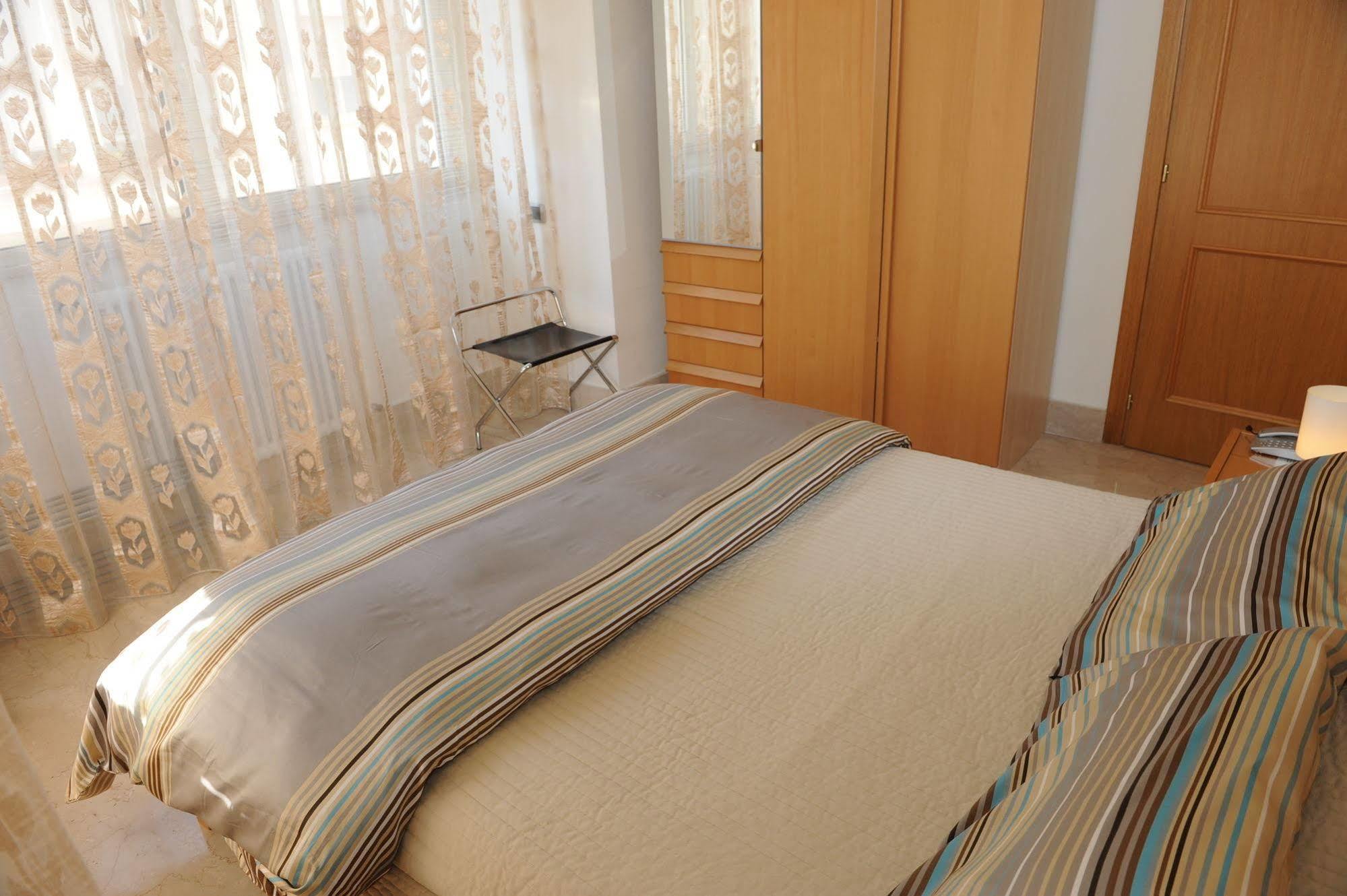 Lux Appartamenti Rome Exterior photo
