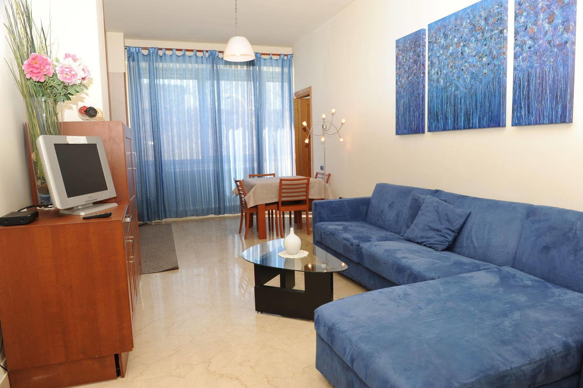 Lux Appartamenti Rome Exterior photo