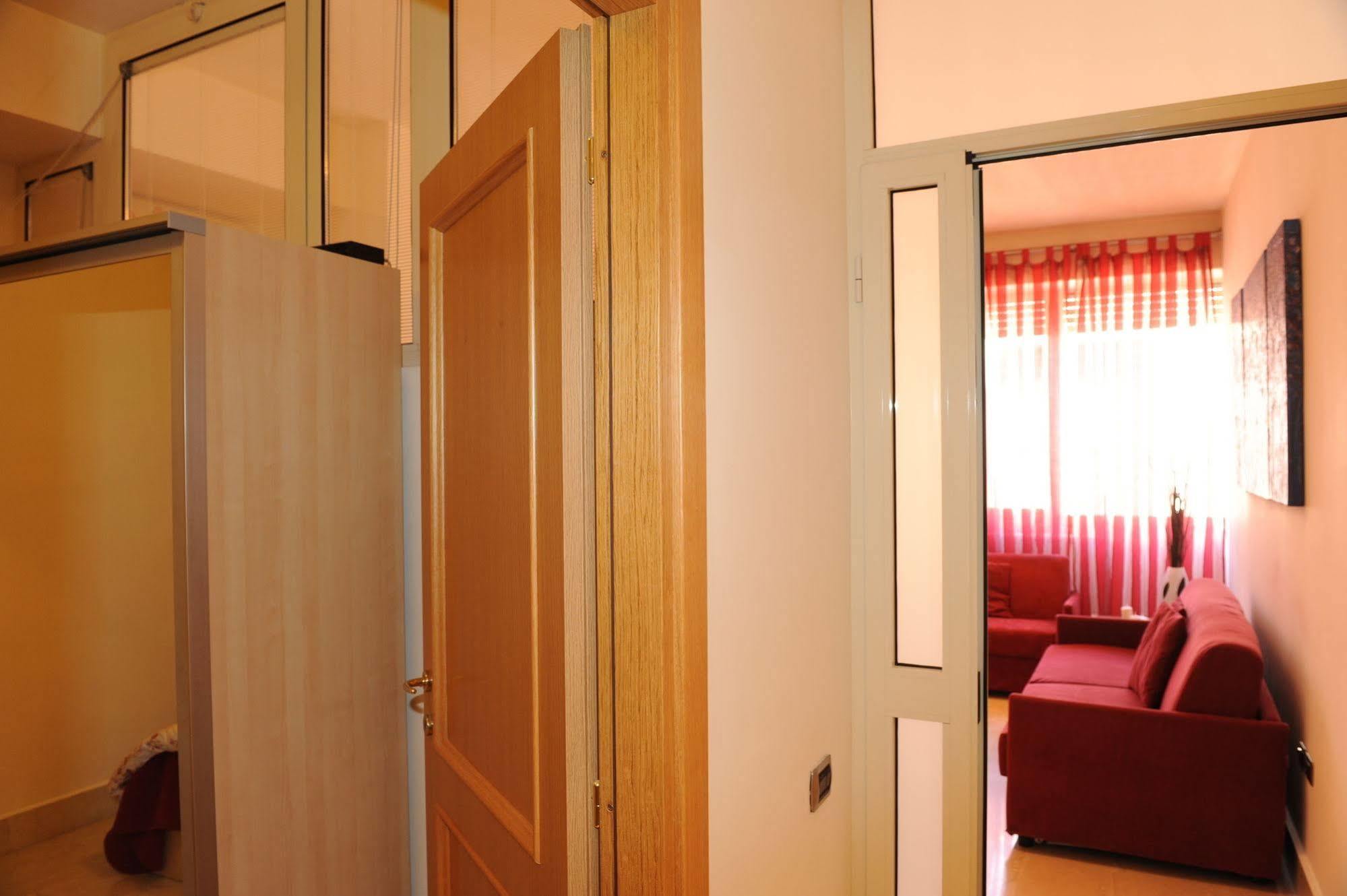 Lux Appartamenti Rome Exterior photo