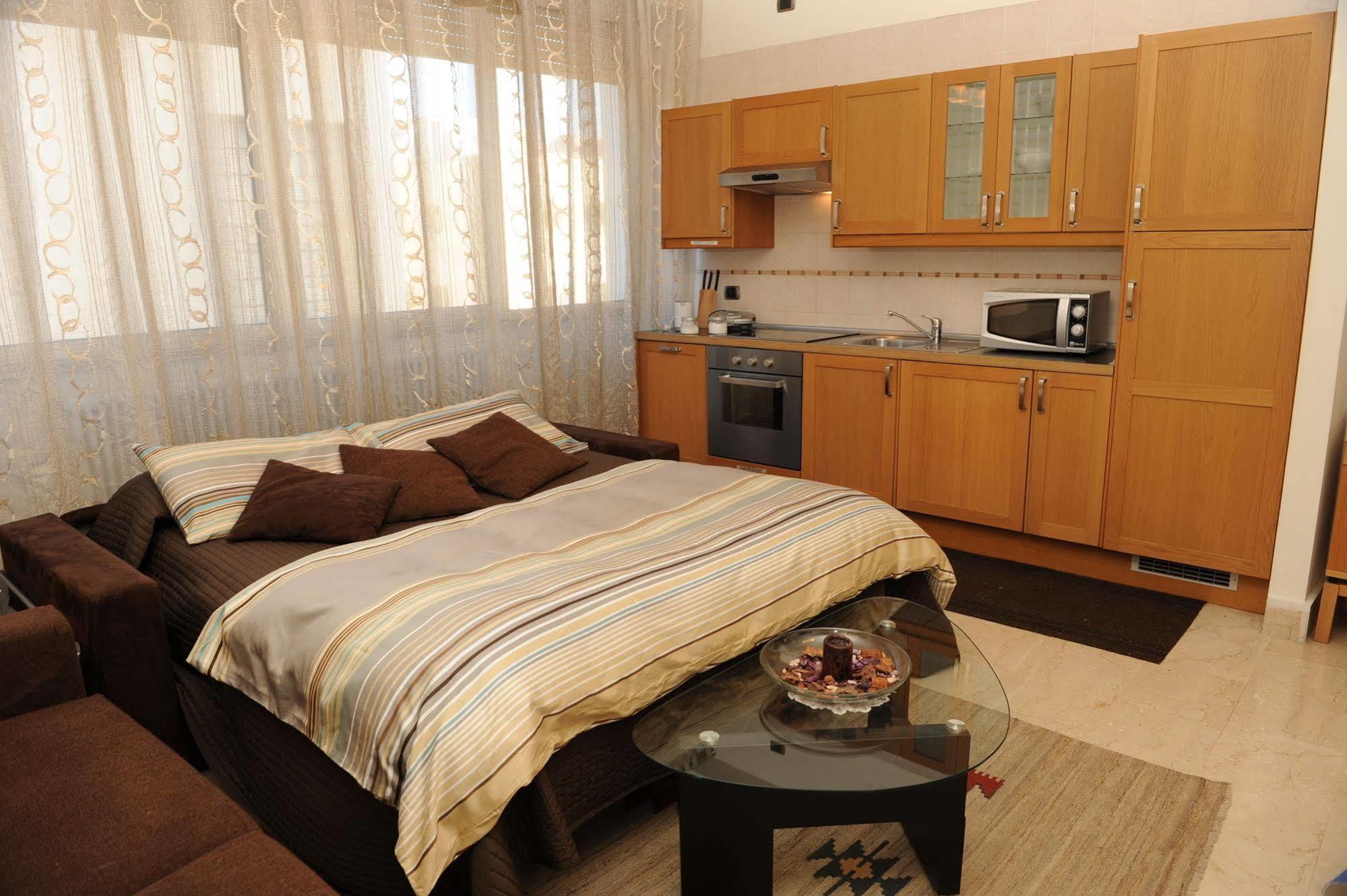 Lux Appartamenti Rome Exterior photo